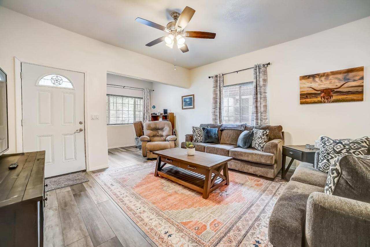 Midtown Modern Farmhouse San Antonio Eksteriør bilde